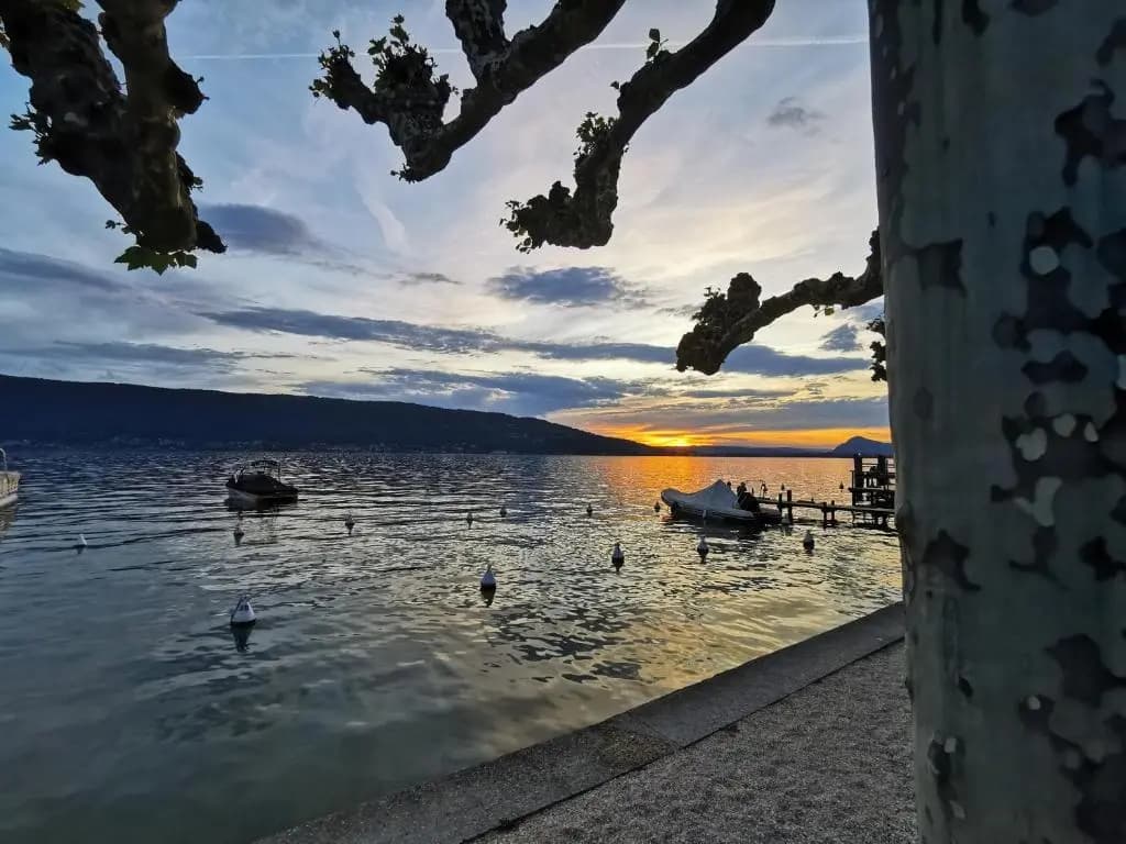Appartement Proche du Lac Annecy - Miniature 8