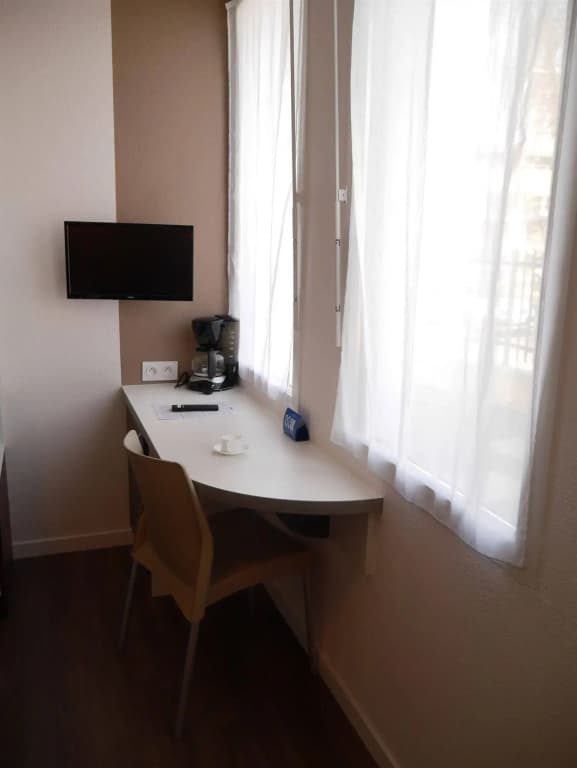 Montempô Apparthôtel Lyon Sud - Photo 5