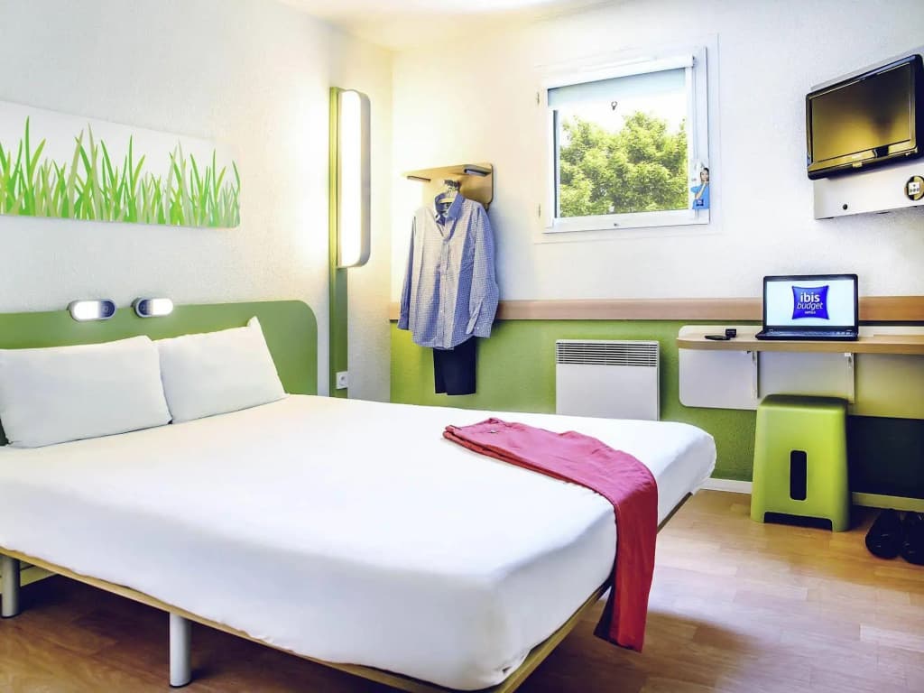 ibis budget Valenciennes Petite Forêt - Photo 5