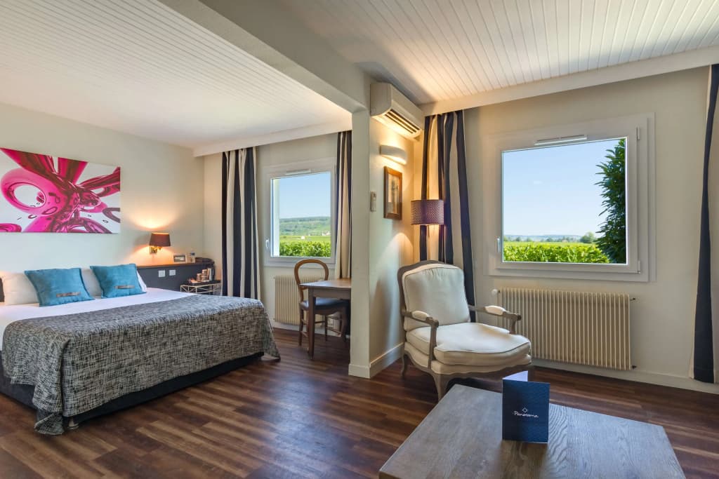 KYRIAD PRESTIGE BEAUNE - Le Panorama - Photo 2