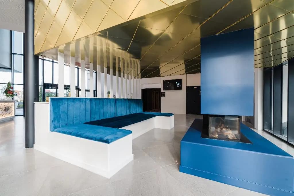 Hotel Dali Val d'Europe, Tapestry Collection by Hilton - Photo 2