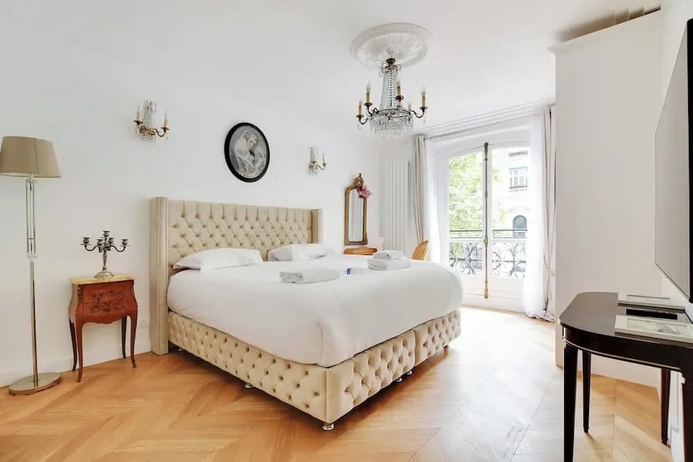 Luxurious Flat - 4bd/8p - Arc de Triomphe - Photo 2