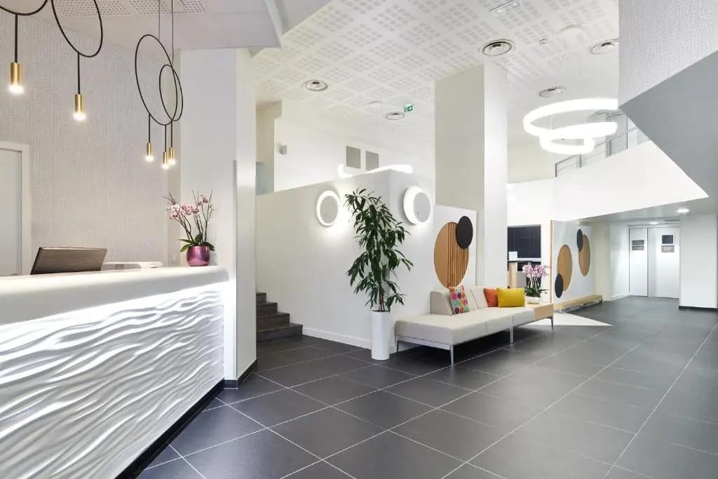 Hotel Le Bayonne - Photo 2