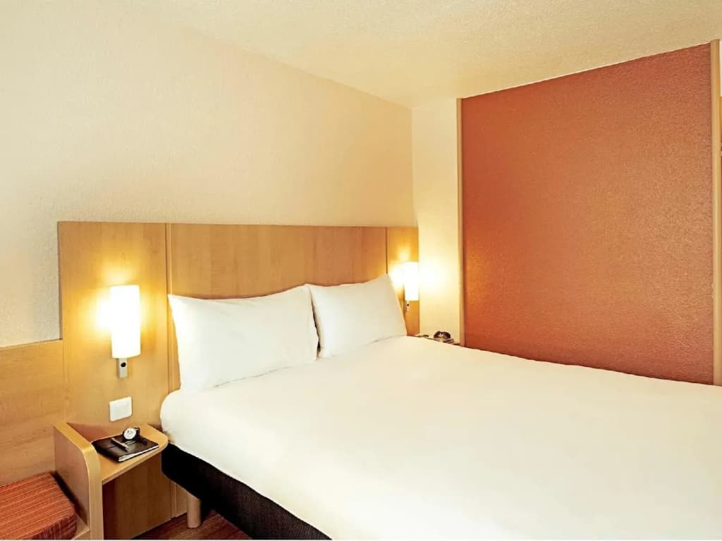 ibis Alencon - Photo 5