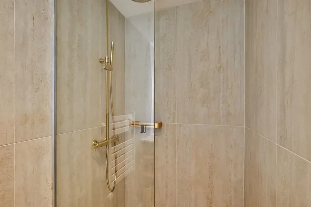 Superb Apartment in the Heart of Paris - Miniature 7