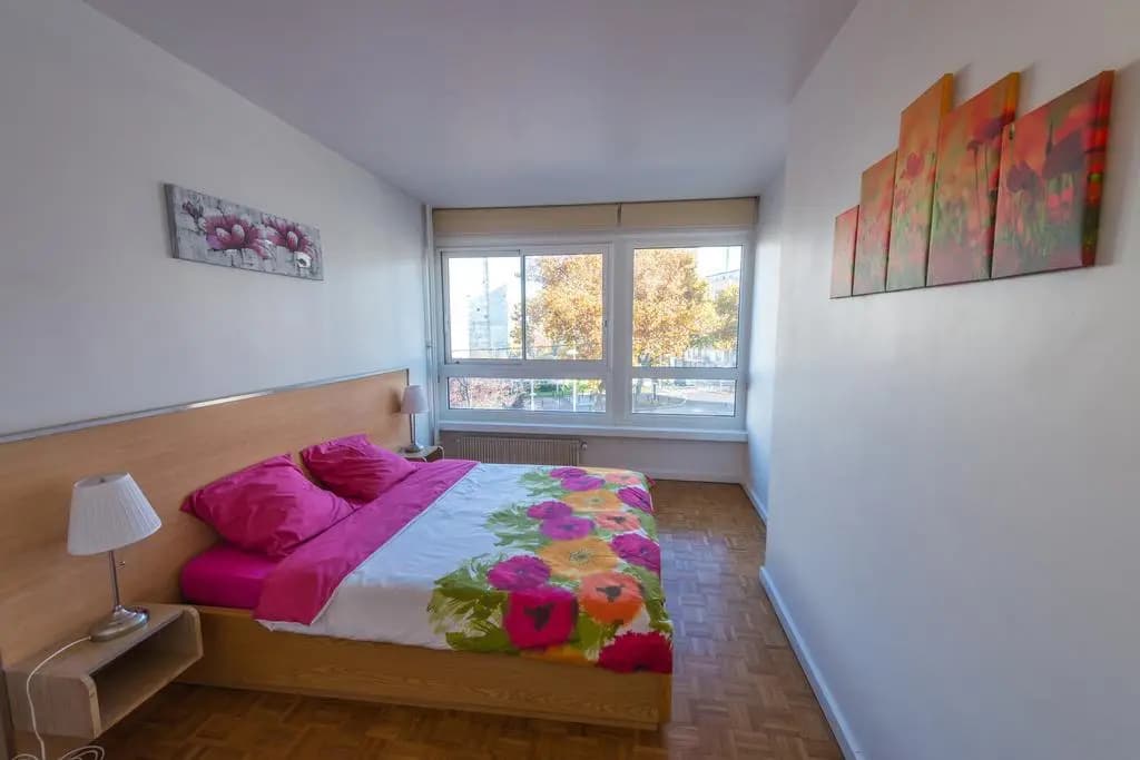 Clémenceau-La Défense Appartement - Photo 4