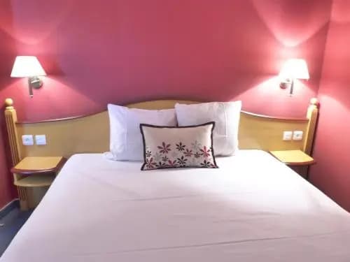 Citôtel Aurore Bourges Nord Saint Doulchard - Photo 2