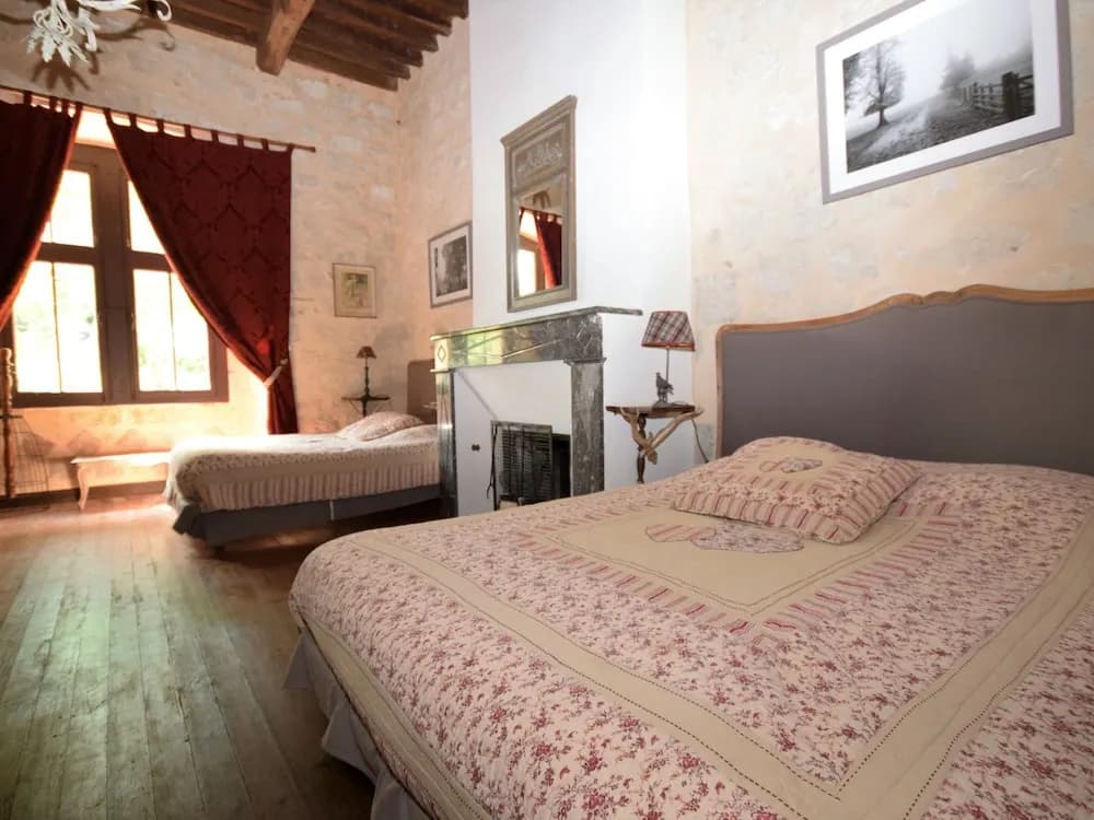 Castle Near Agen With Shared Pool - Photo 5
