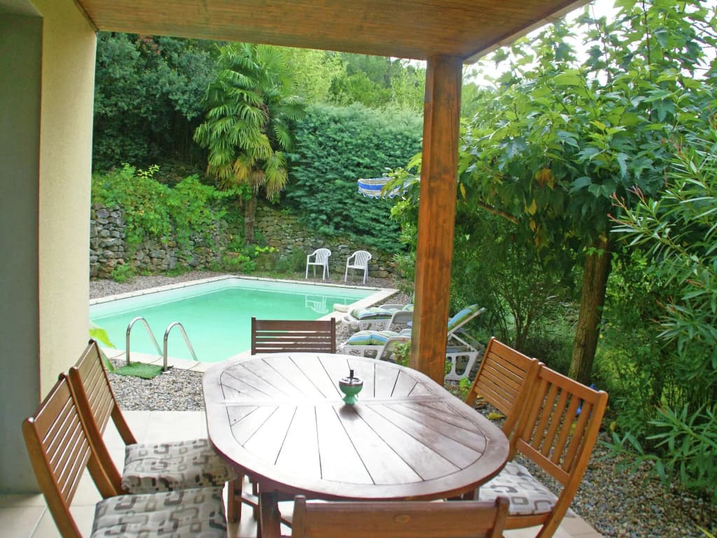 Serene Holiday Home in Les Salelles With Swimming Pool - Photo 3