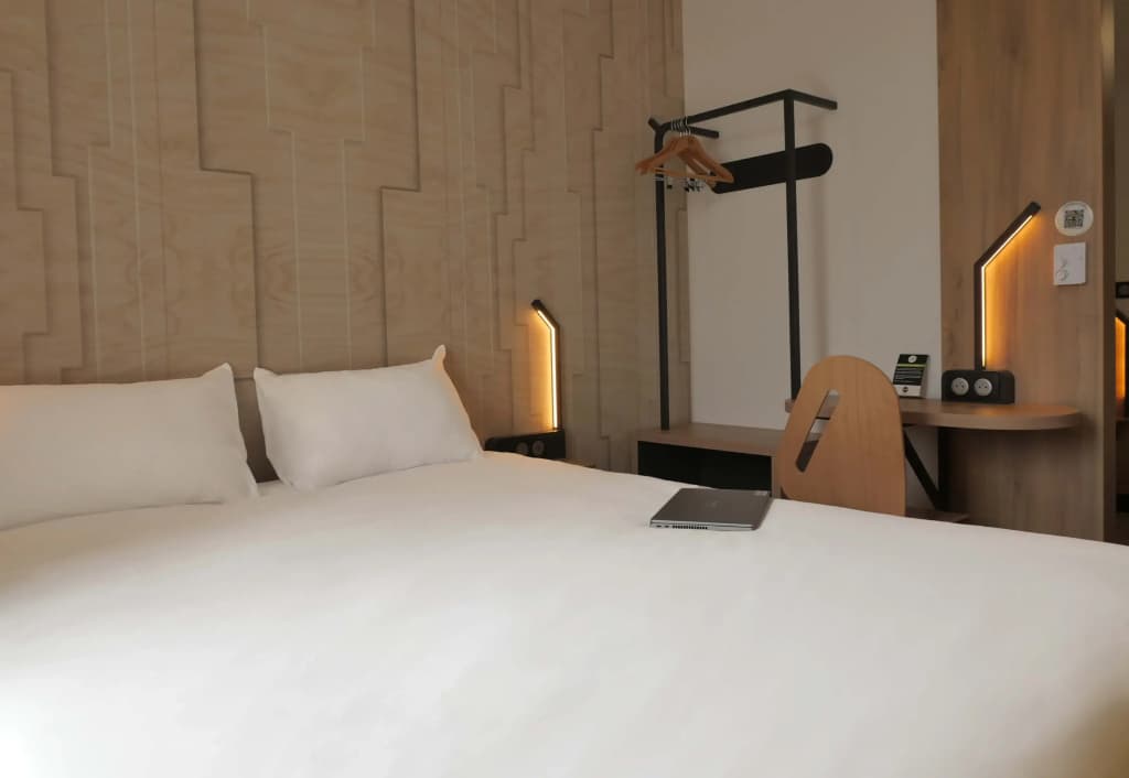 BB HOTEL Carcassonne Rocadest La Cite - Photo 4