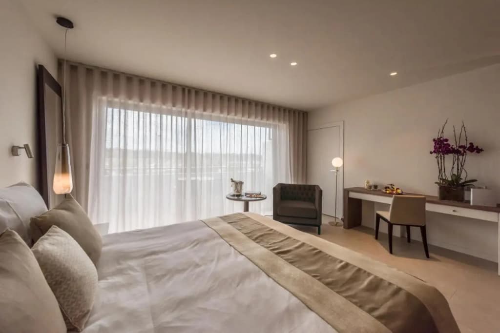Cap d'Antibes Beach Hotel - Miniature 7