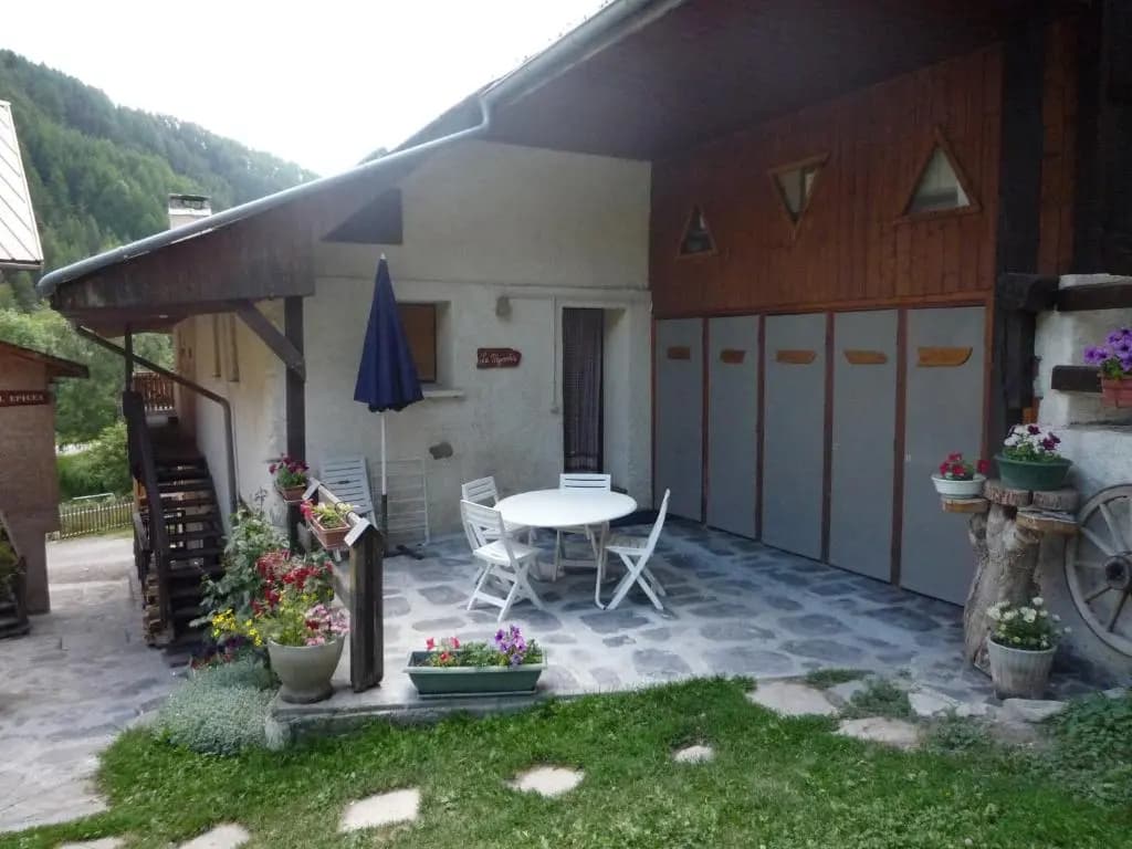 LE MYOSOTIS bel appartement dans vieille ferme de montagne rénovée - Miniature 8