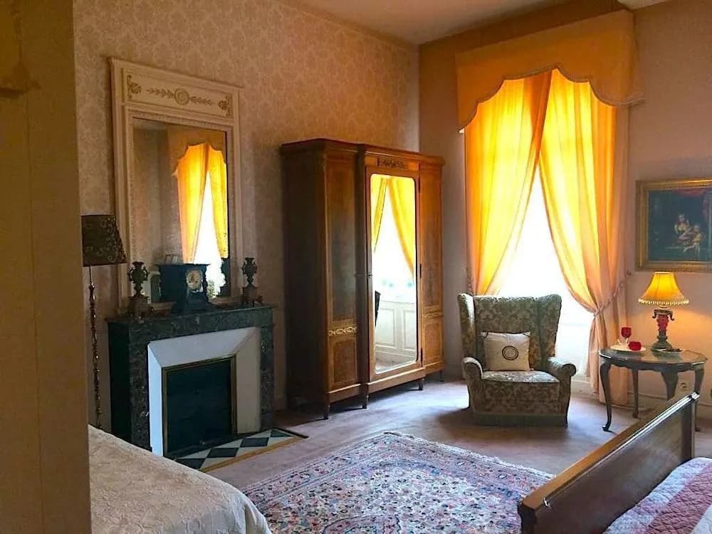 Château Le Parc de Mirambeau - Photo 2