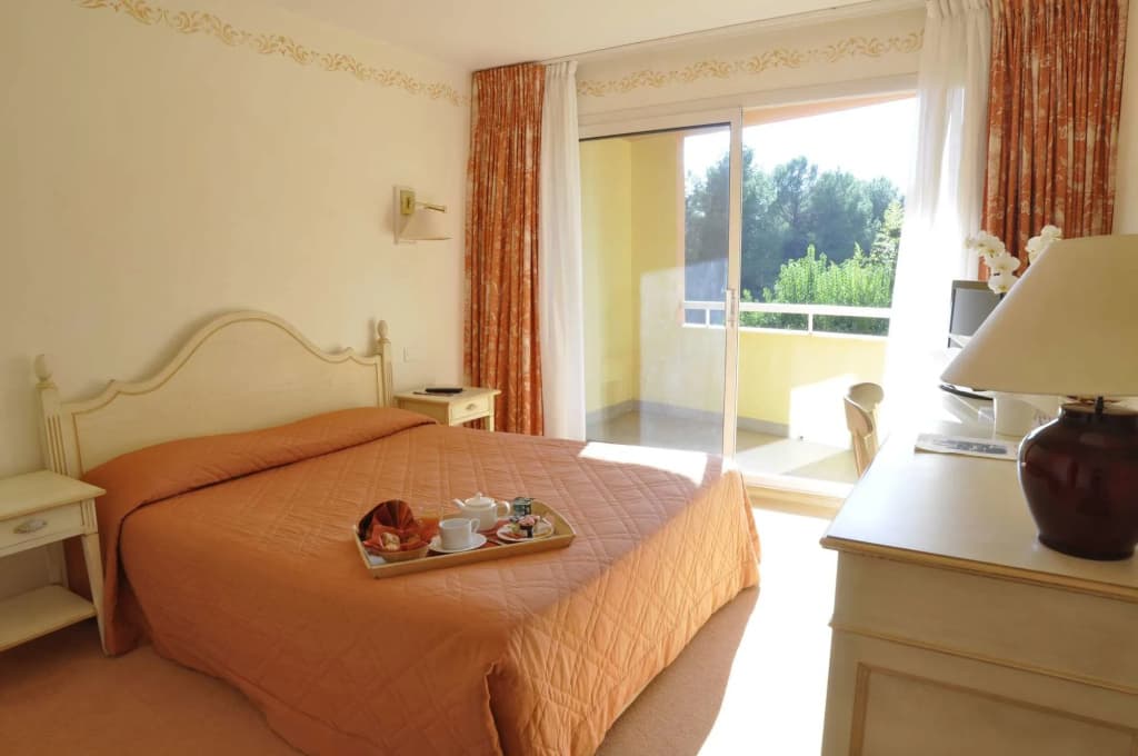Hotel Omega - Photo 5