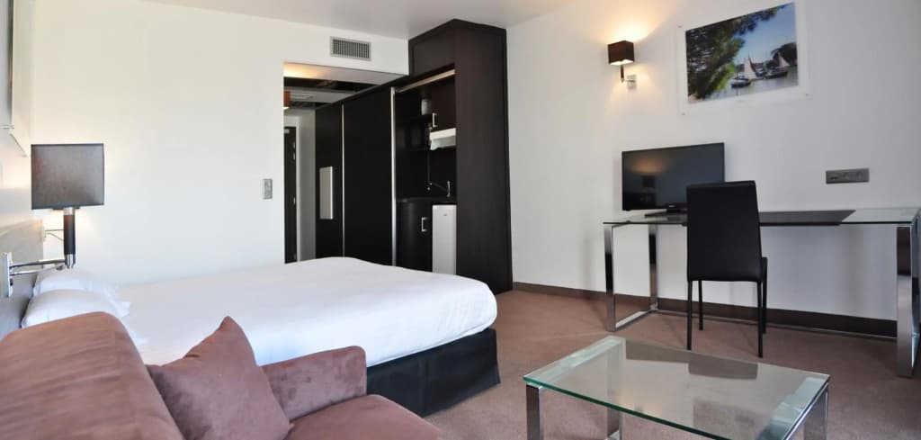 Golden Tulip Pornic - Miniature 7