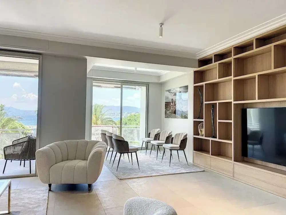 Apartment With Sea View Terrace - Photo 2