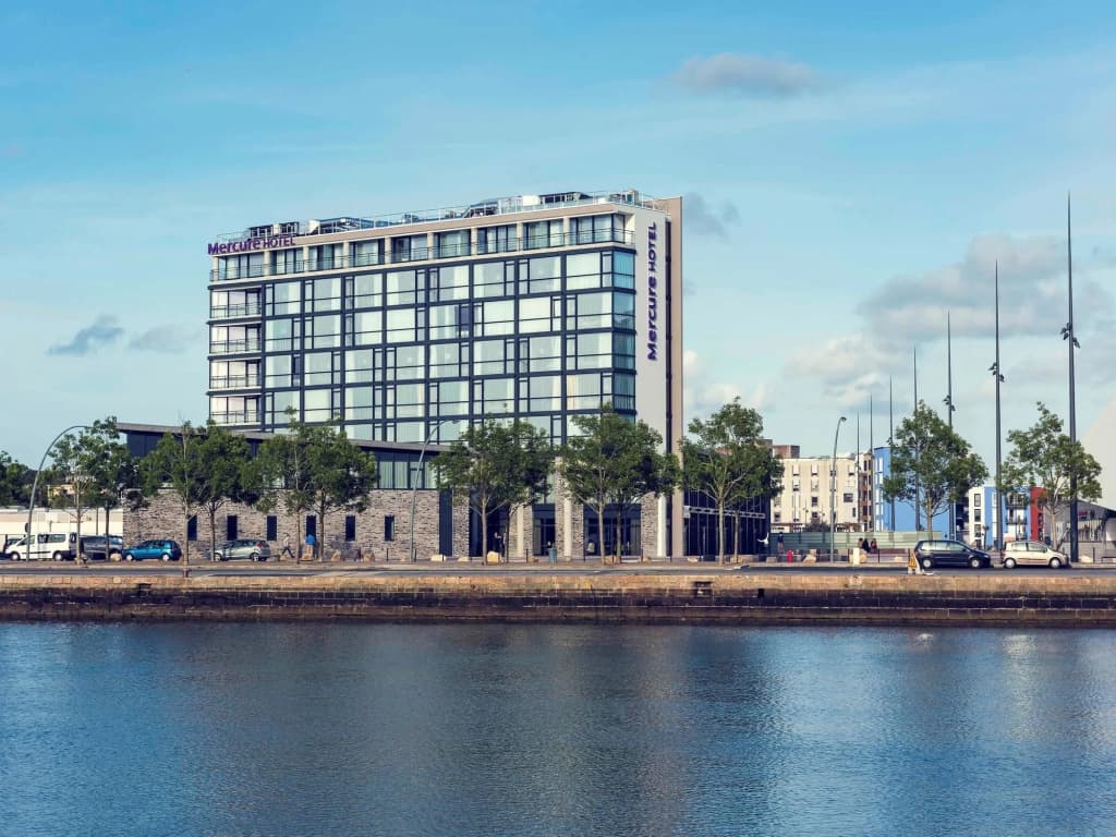 Hotel Mercure Cherbourg Centre Port - Photo 1