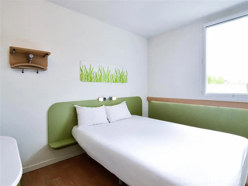 ibis budget Grenoble Sud Seyssins - Photo 3