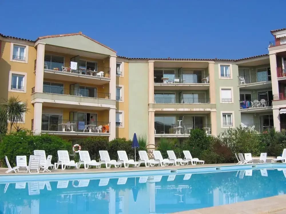 Apartment With AC at 150 m. From Beach - Photo 1