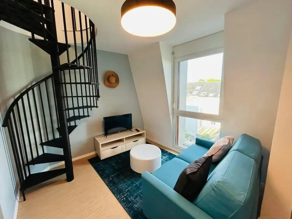 We Live In R - Duplex 502 - Photo 2