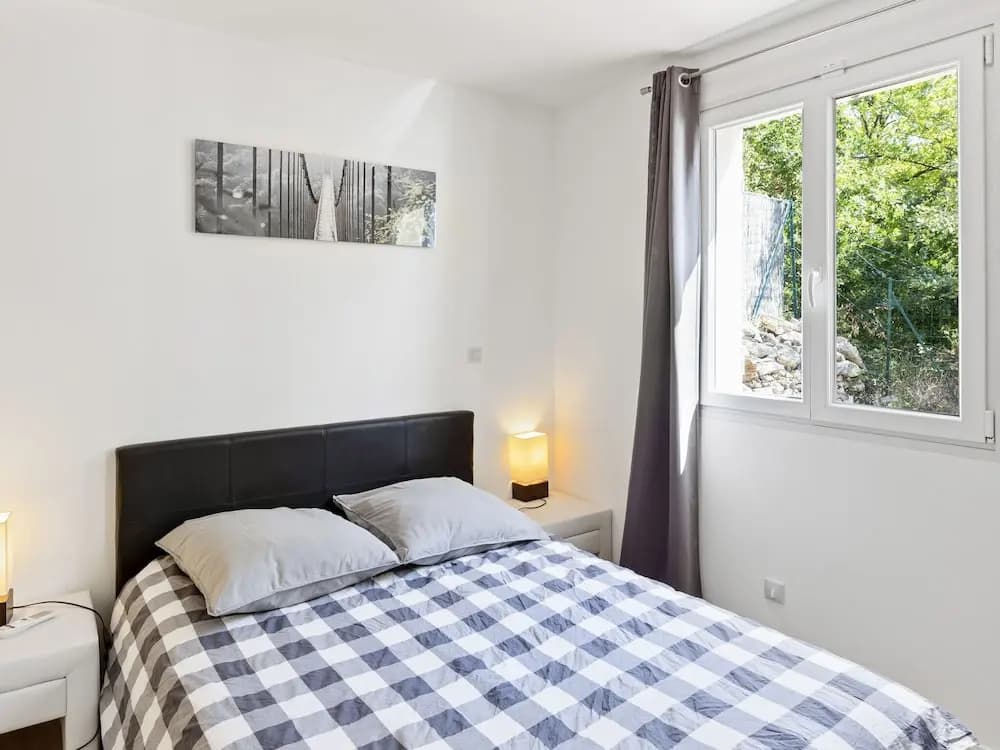 Holiday Home in Brignoles With Private Pool - Photo 4