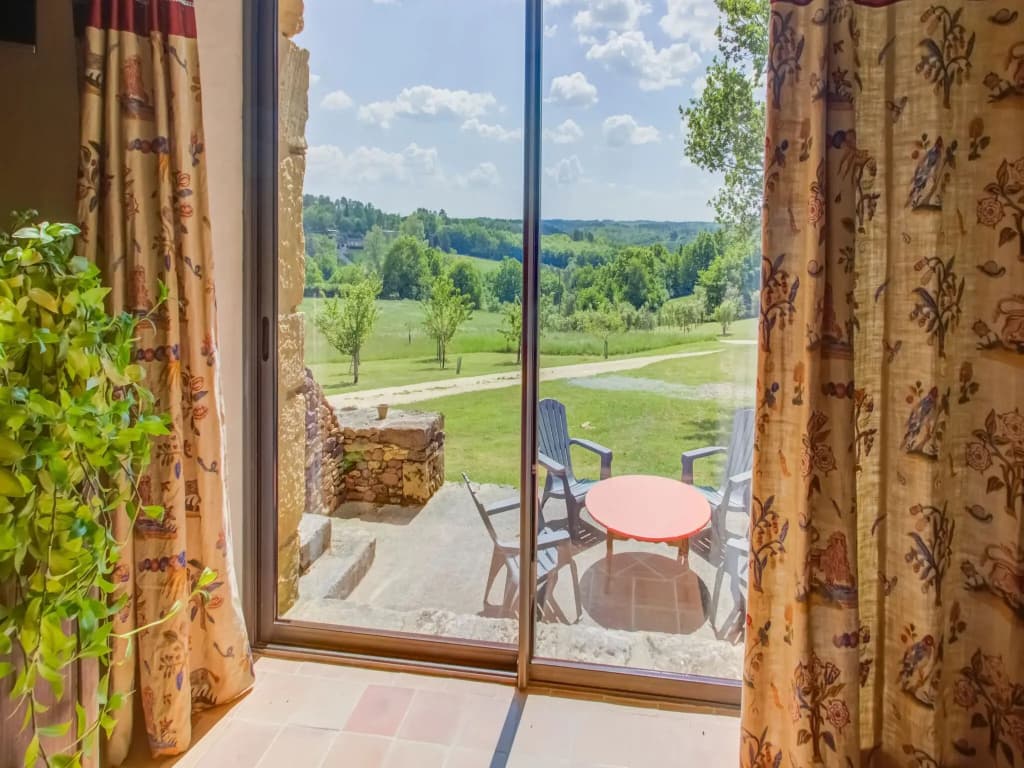 Holiday Home in Mazeyrolles With Garden - Photo 3