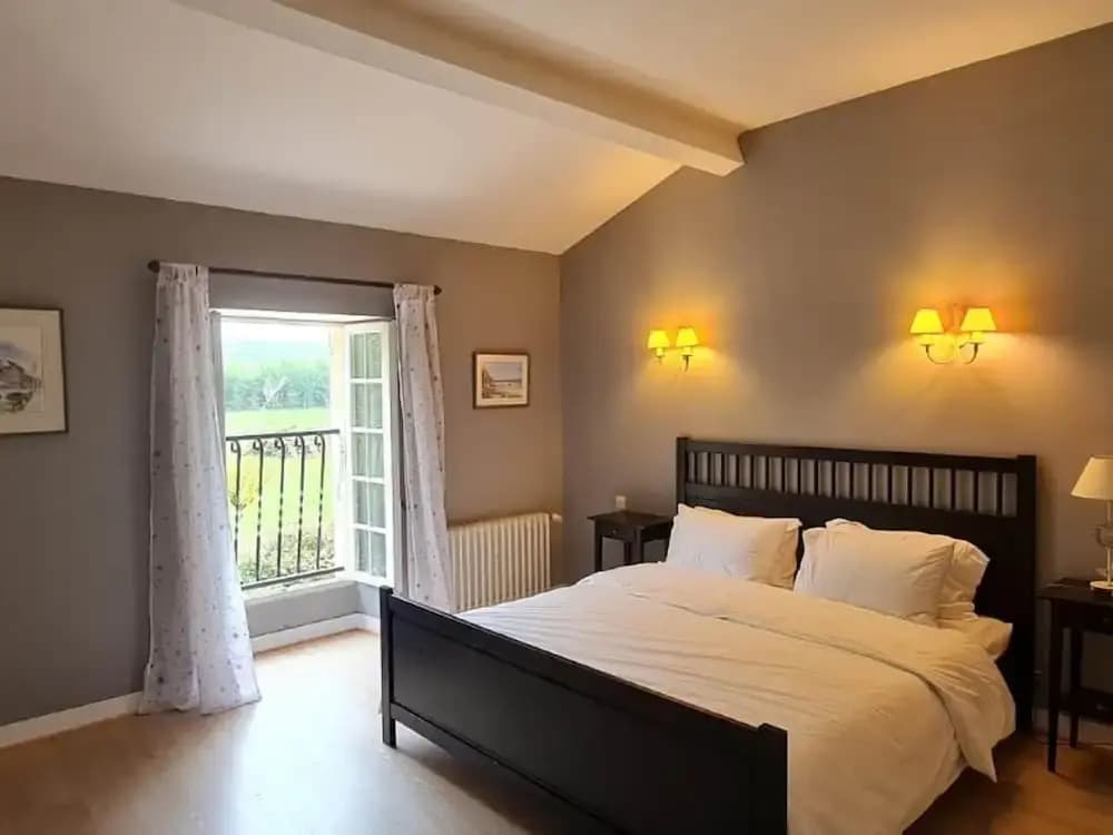 Beautiful Holiday Home With Private Pool - Photo 3