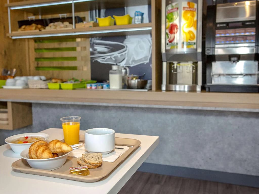 ibis budget Marseille Timone - Miniature 8