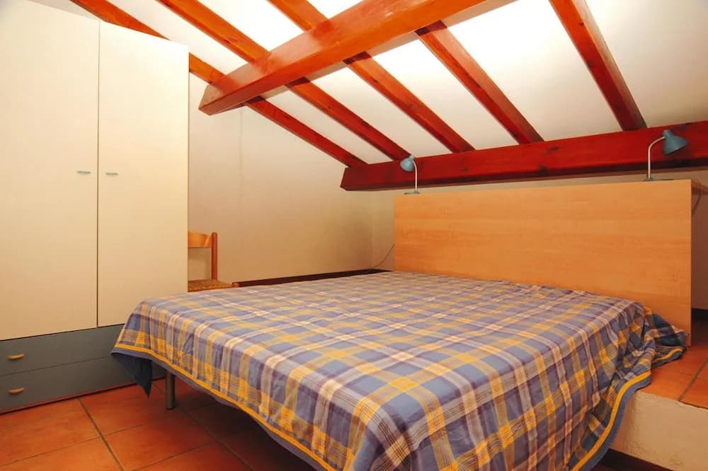 Corsica Family Stay for 6 Near Beach - Photo 4