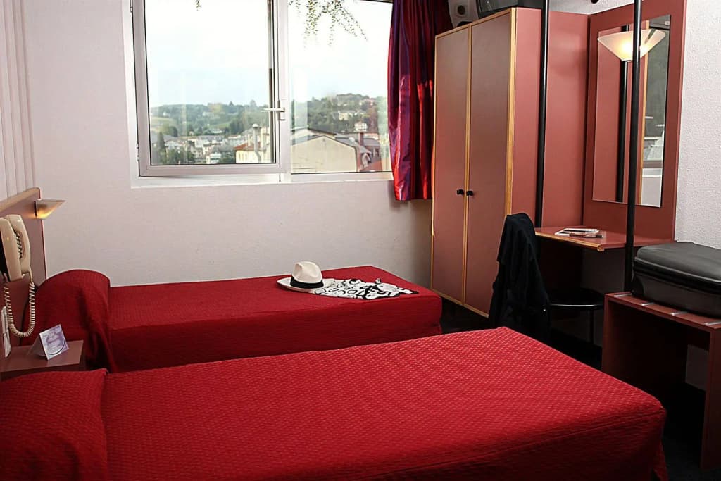 Hotel Acadia - Photo 3