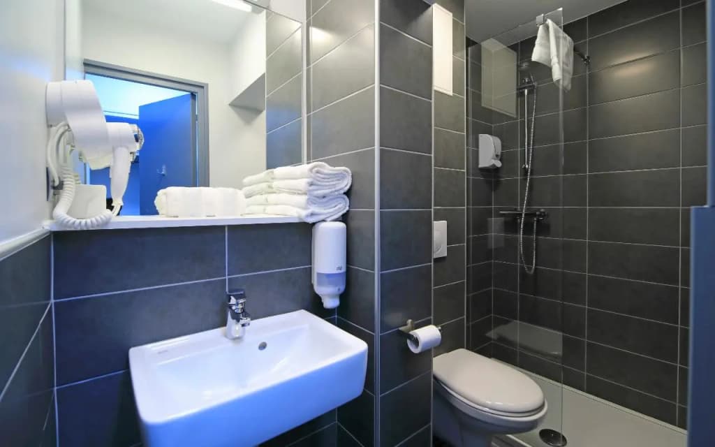Brit Hotel Confort Le Polder Gravelines - Miniature 6