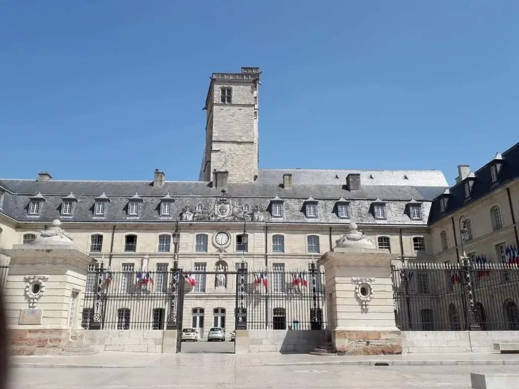 Logis Saint Martin - Photo 3