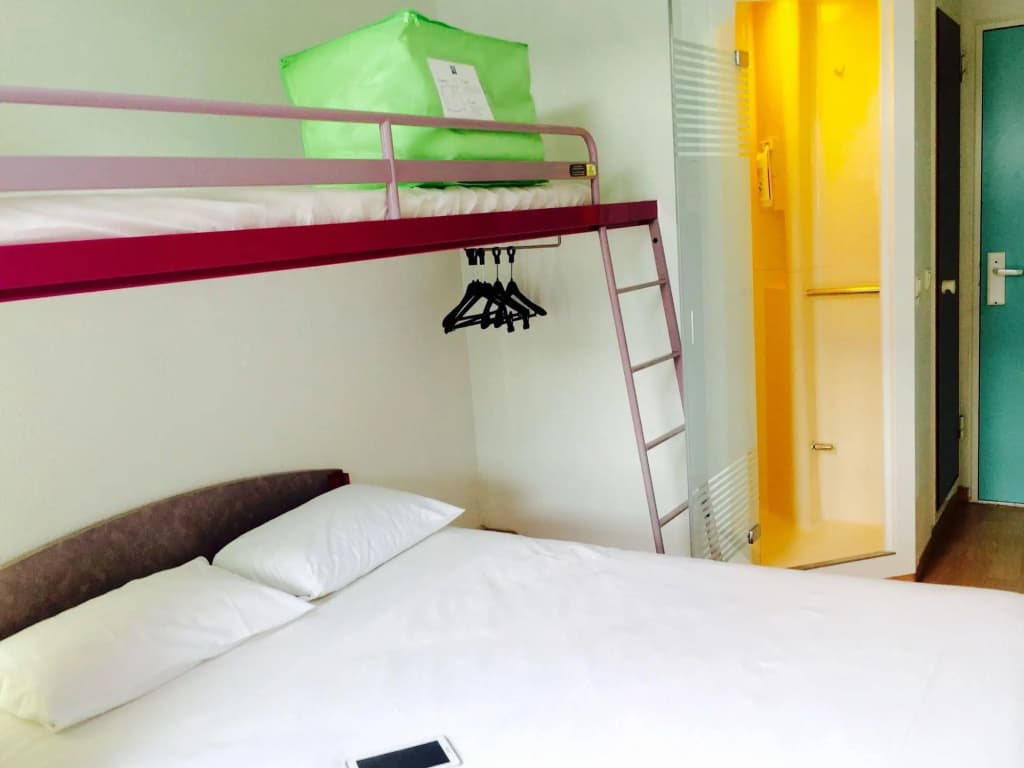 ibis budget Senlis - Photo 4