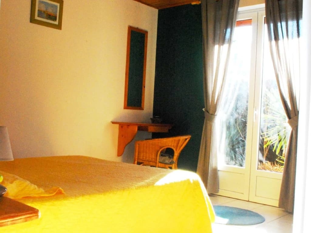Serene Holiday Home in Les Salelles With Swimming Pool - Photo 4