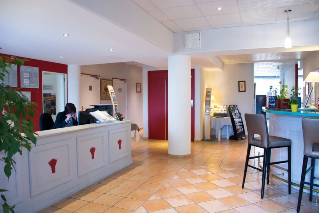 Best Western Hotel Le Sud - Photo 1