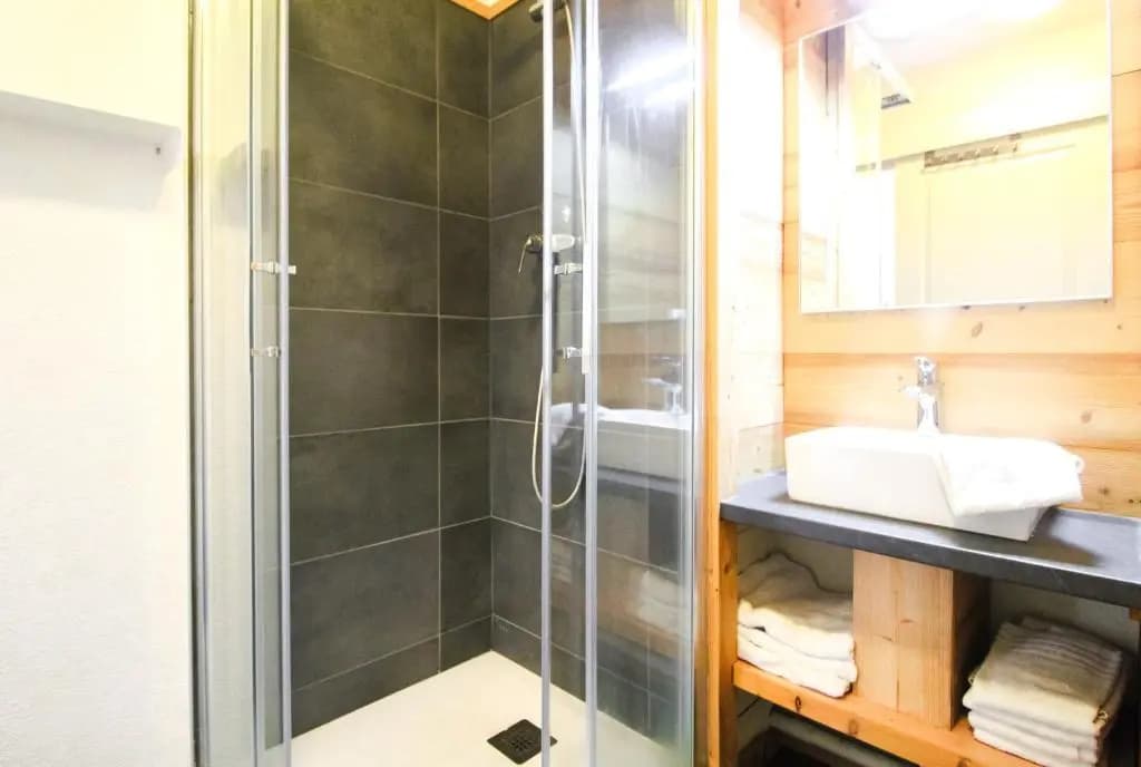 Penthouse 3-bedroom apartment, mountain views, large terrasse, piste access - Miniature 8