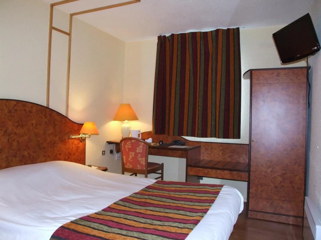 Logis Cottage Hotel Calais - Photo 5