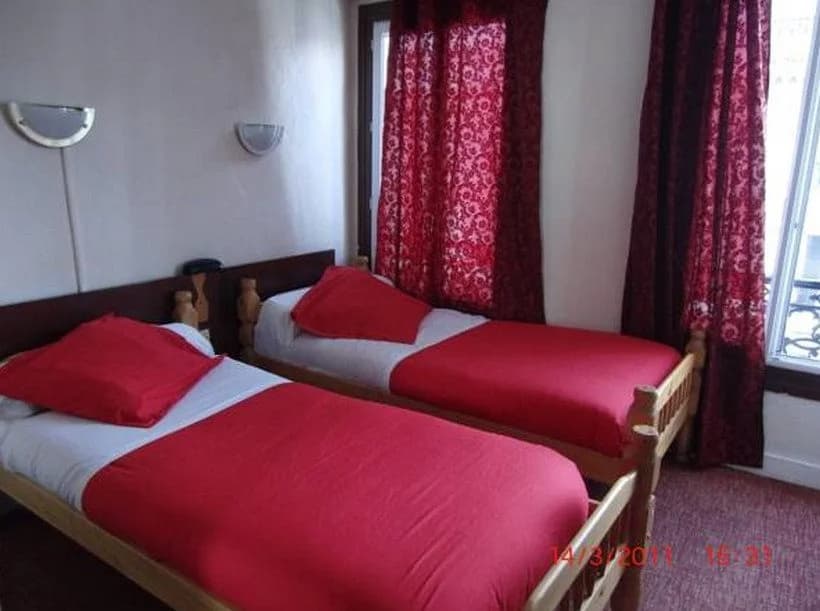 Hotel Petit Bastille - Photo 4
