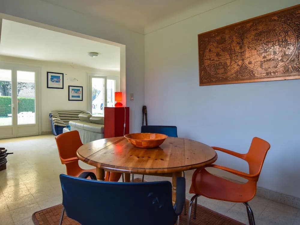 Serene Holiday Home in Pénestin with Garden - Photo 3