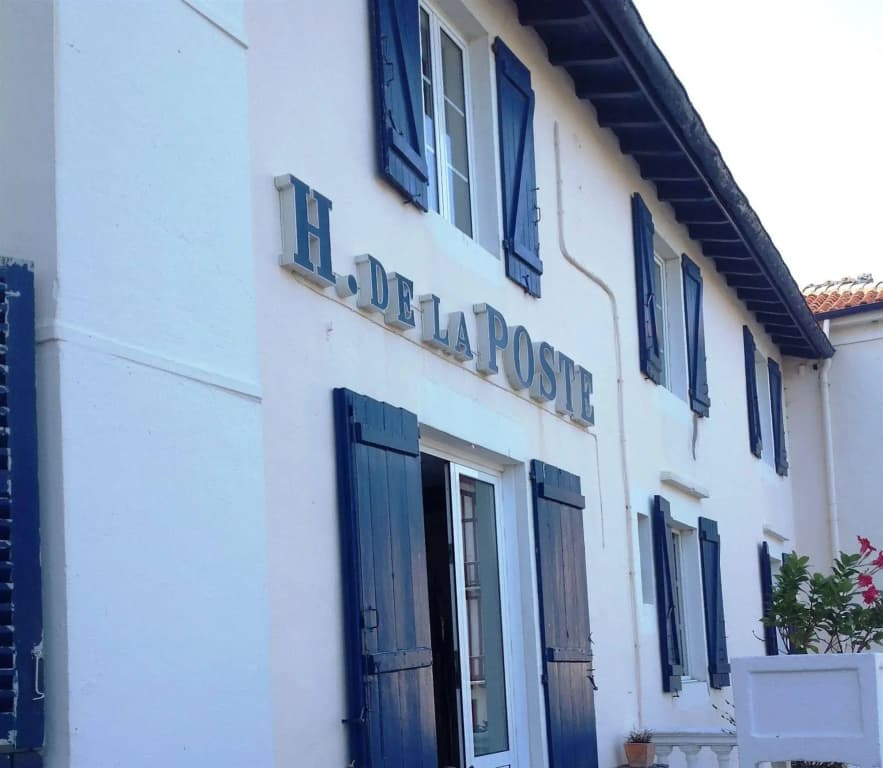 Grand Hôtel de la Poste - Photo 1