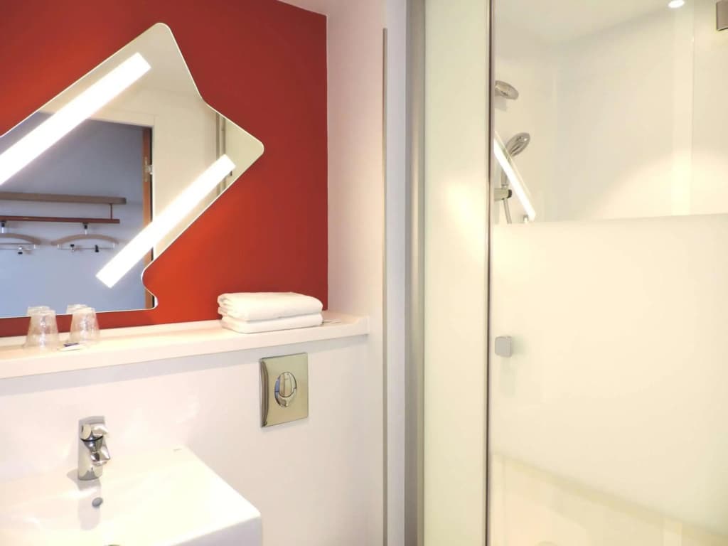 ibis budget Amiens Centre Gare - Miniature 8