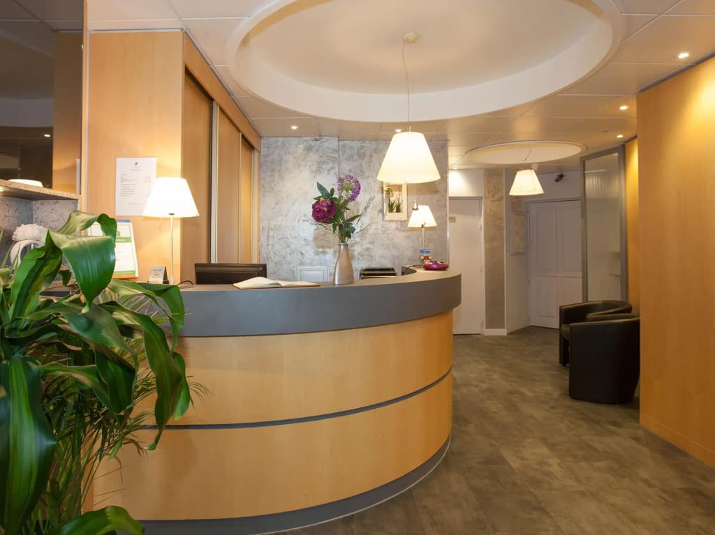 Hotel Marguerite - Photo 2