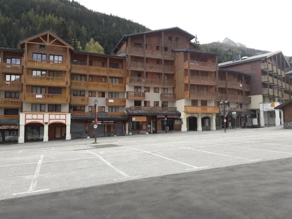 Magnifique studio au pied du télécabine d'Arrondaz et des pistes de ski - Photo 1