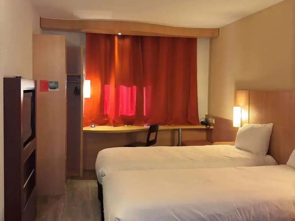 ibis Istres Trigance - Photo 5