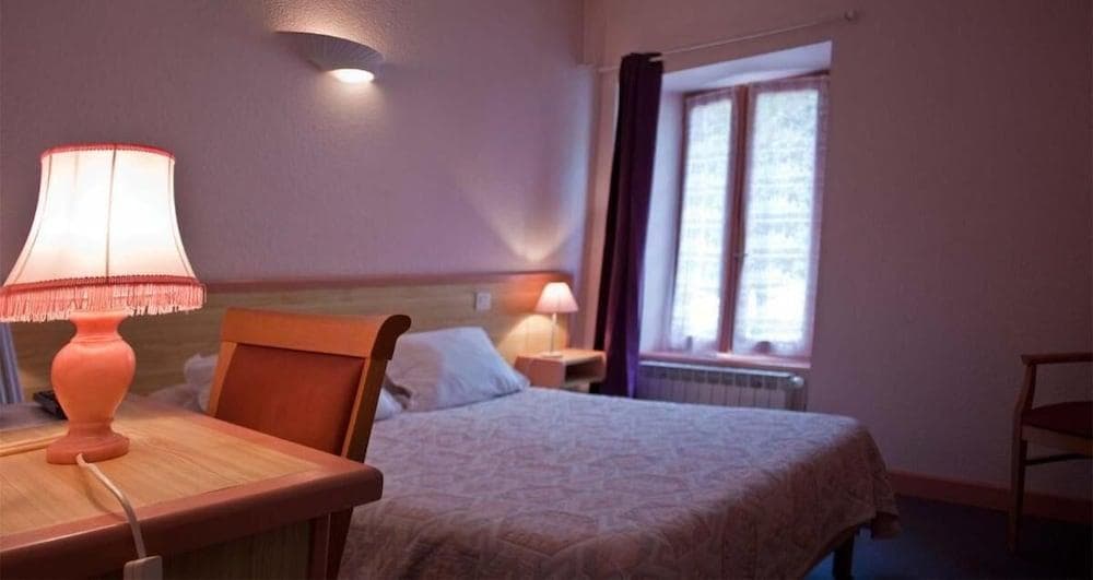 Logis Hotel de la Poste - Photo 4
