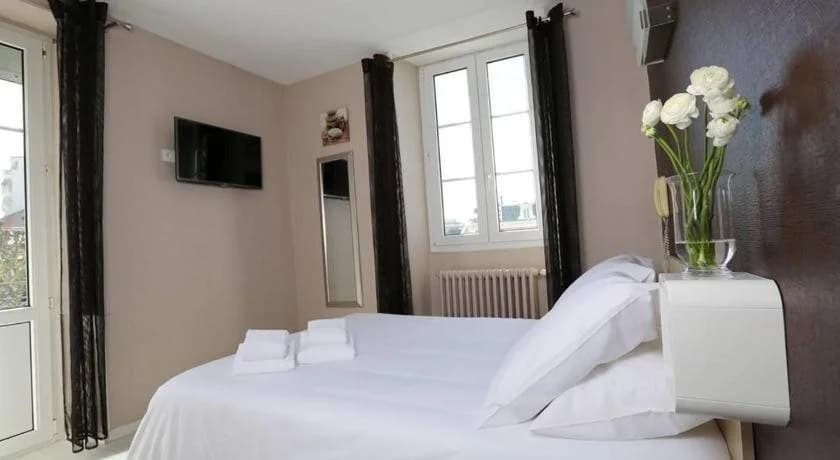 Hôtel Saint James - Miniature 6