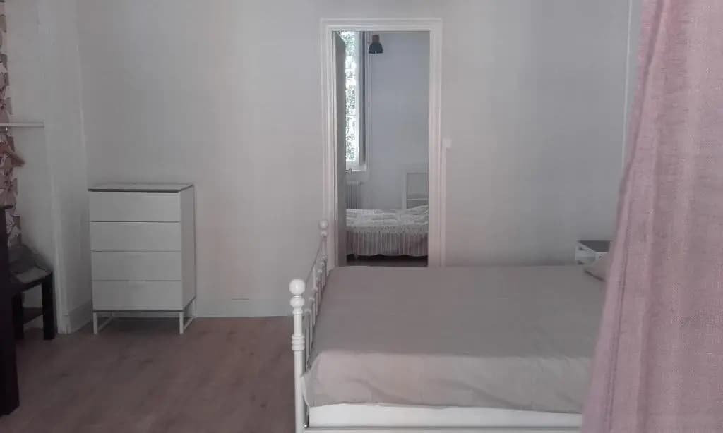 appartement centre vue jardin - Miniature 6