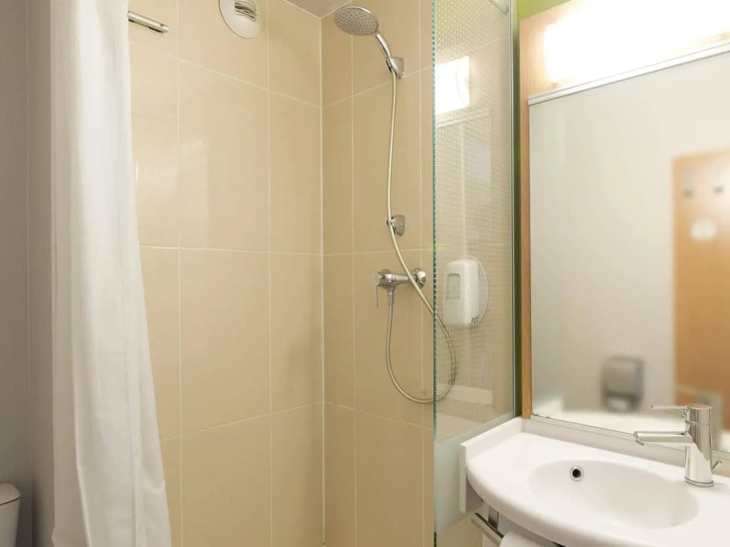 B&B HOTEL Saint-Malo Centre - Miniature 8