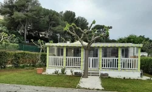 Mobile Home dans Camping Saint Pierre Des Horts - Photo 4