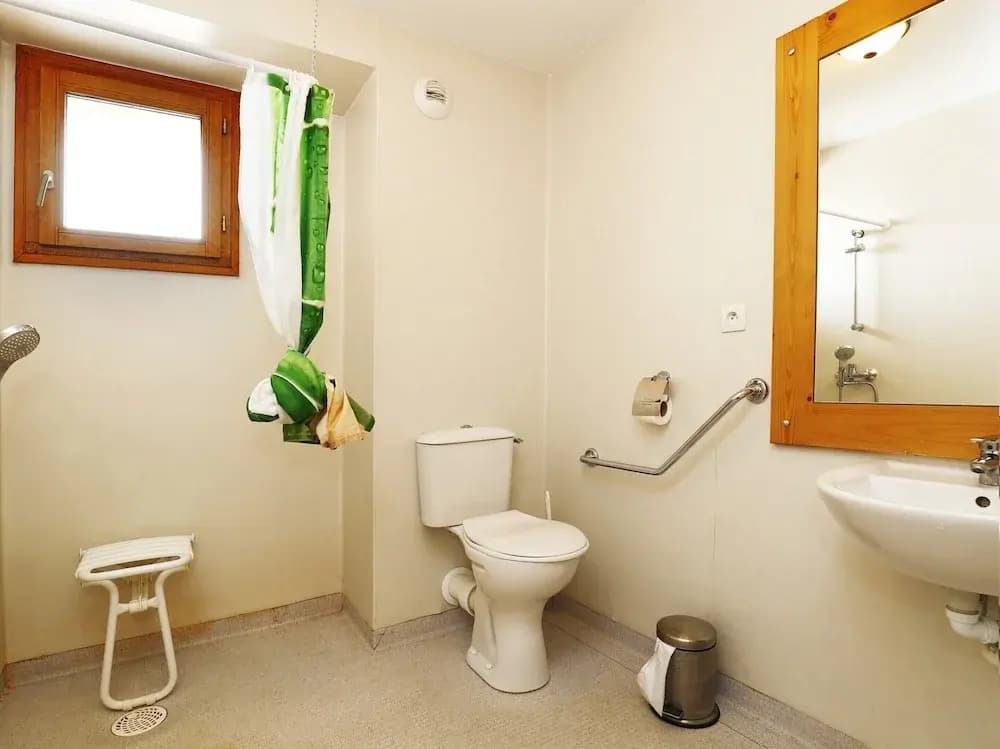 Apartment in Orcieres With Ski Slope Views - Miniature 6